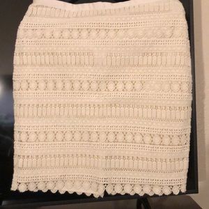 Tommy Hilffiger- Lace skirt